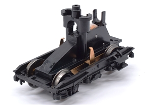 32-900 Class 108 Power bogie - no worm/worm cover - Blk with steps