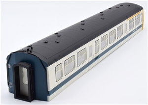 Class 101 DMU Body - Trailer car BR Blue & White M56335 32-289